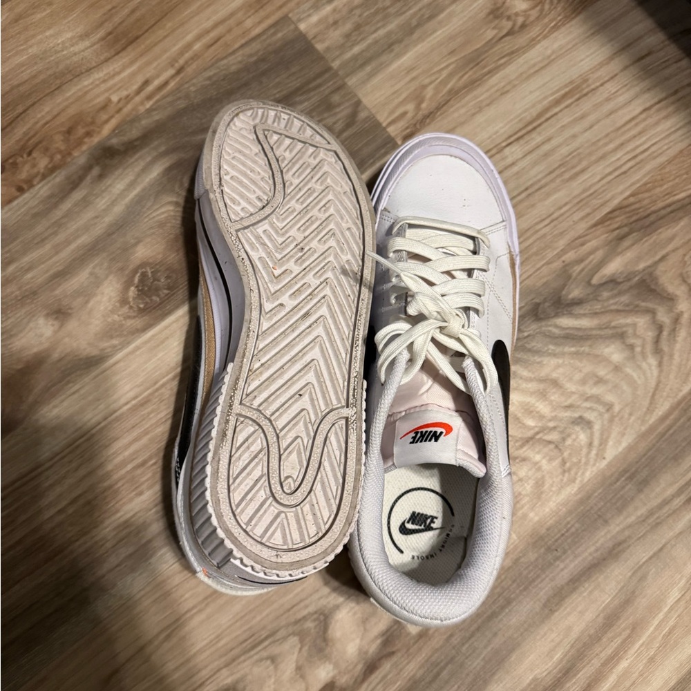 Nike White and Black Casual Shoes